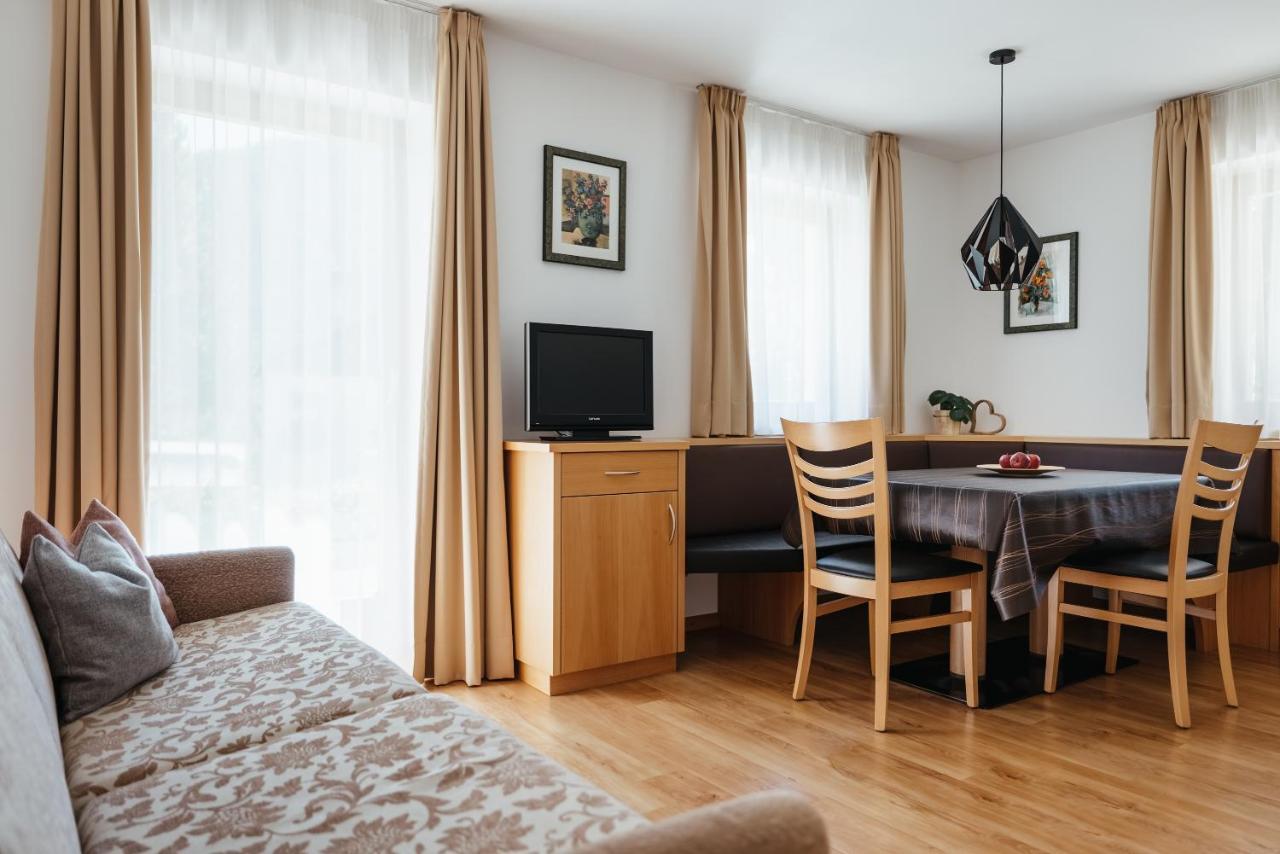 Apartment Sotmarin La Villa  Eksteriør billede